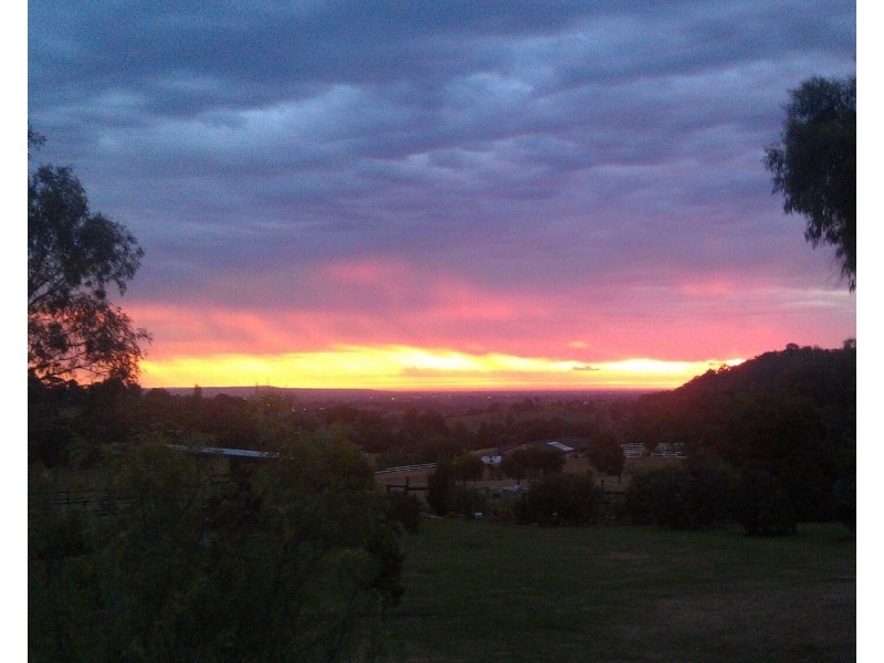 1046 Wellington Road, Narre Warren East VIC 3804