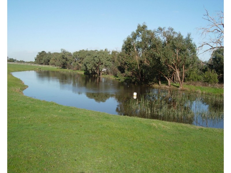 1046 Wellington Road, Narre Warren East VIC 3804