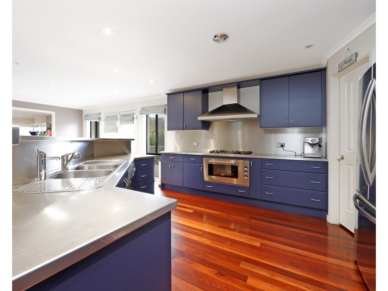 3 Parkside Boulevard, Lysterfield South VIC 3156