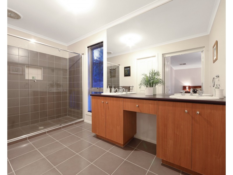 50 Ellendale Street, Rowville VIC 3178