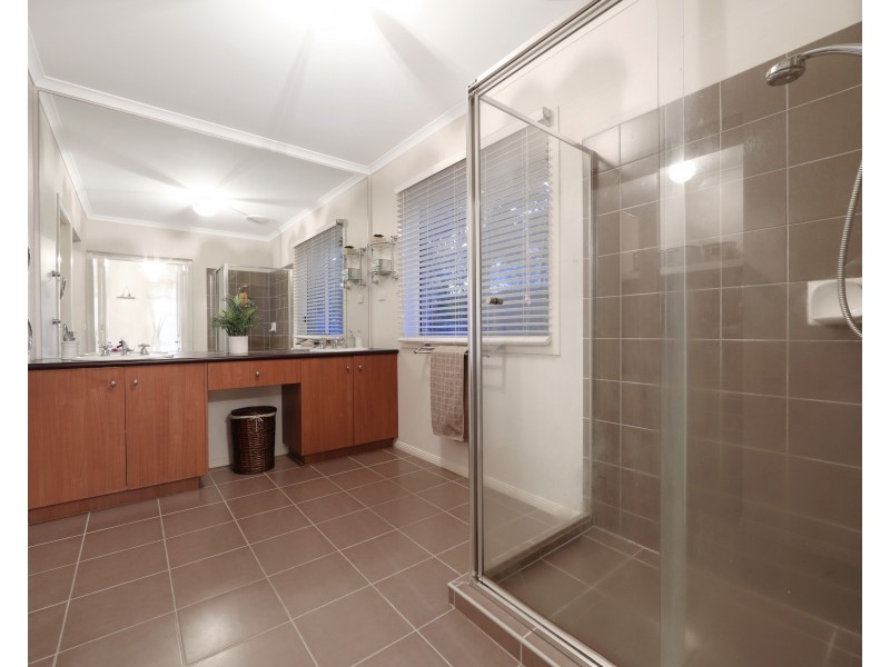 50 Ellendale Street, Rowville VIC 3178