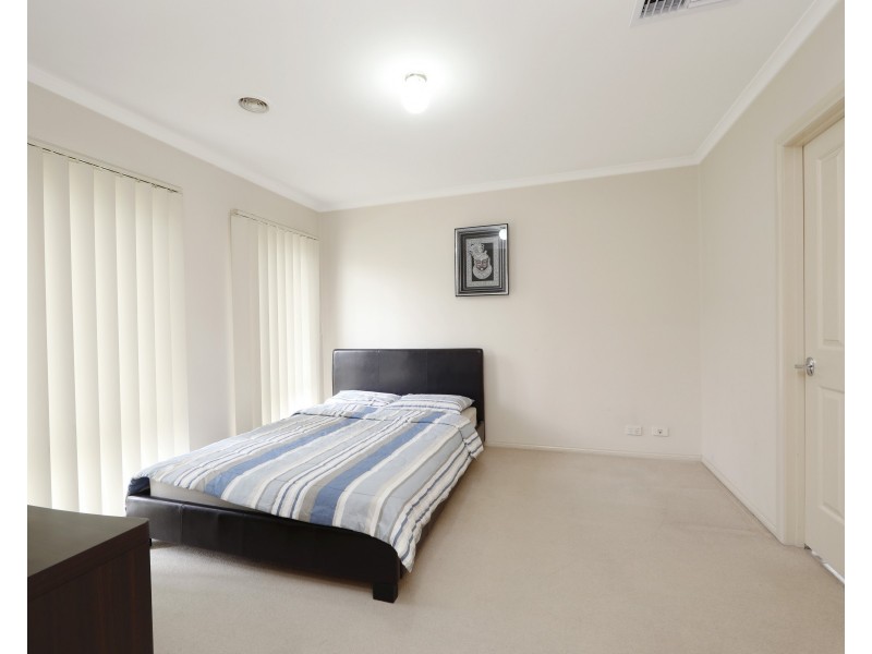 1/10 Stamford Crescent, Rowville VIC 3178