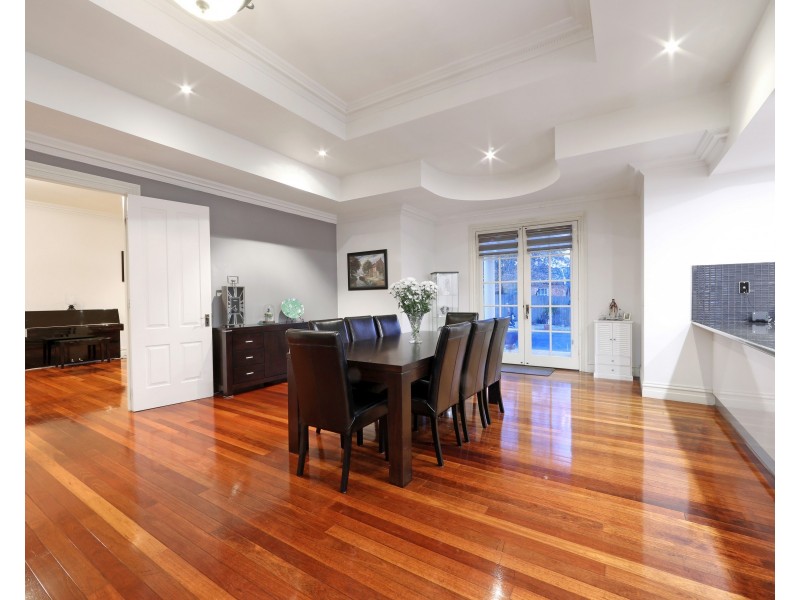 17 Parkside Boulevard, Lysterfield South VIC 3156