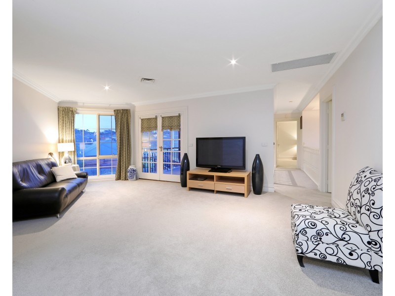 17 Parkside Boulevard, Lysterfield South VIC 3156