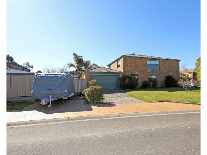 12 Airedale Way, Rowville VIC 3178