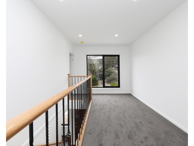 1B Karo Court, Doveton VIC 3177