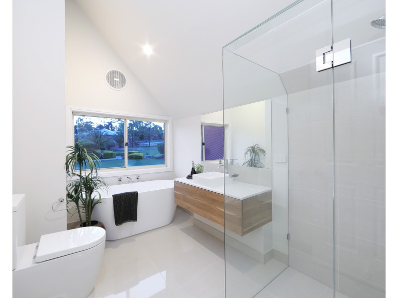 12A Oaks Court, Lysterfield South VIC 3156