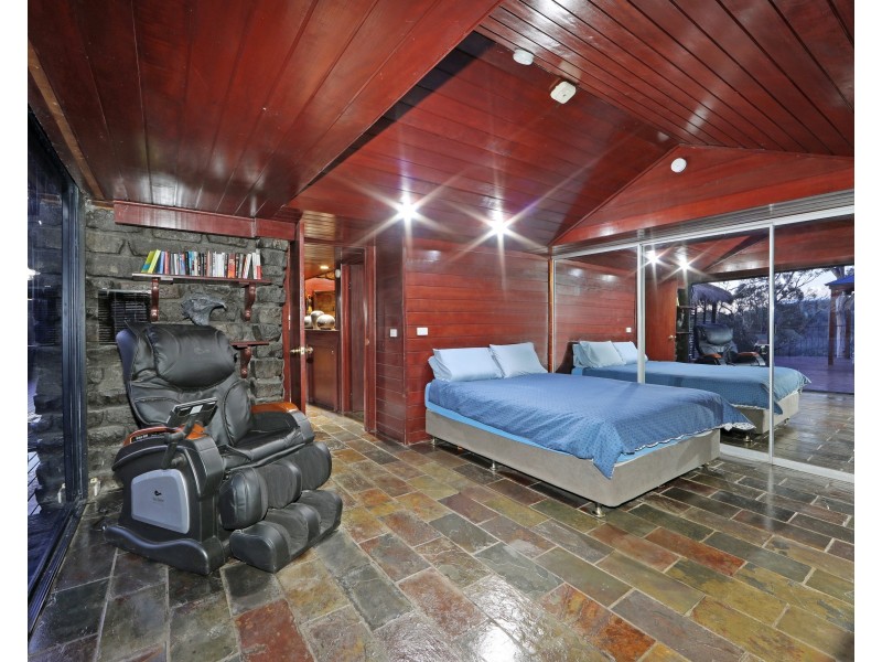 290 Glenfern Road, Upwey VIC 3158