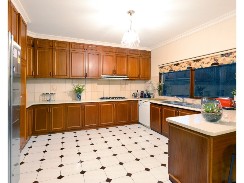 4 Constable Court, Scoresby VIC 3179