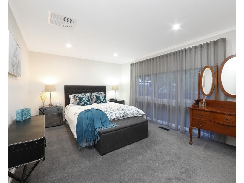 7 Tattlar Place, Rowville VIC 3178