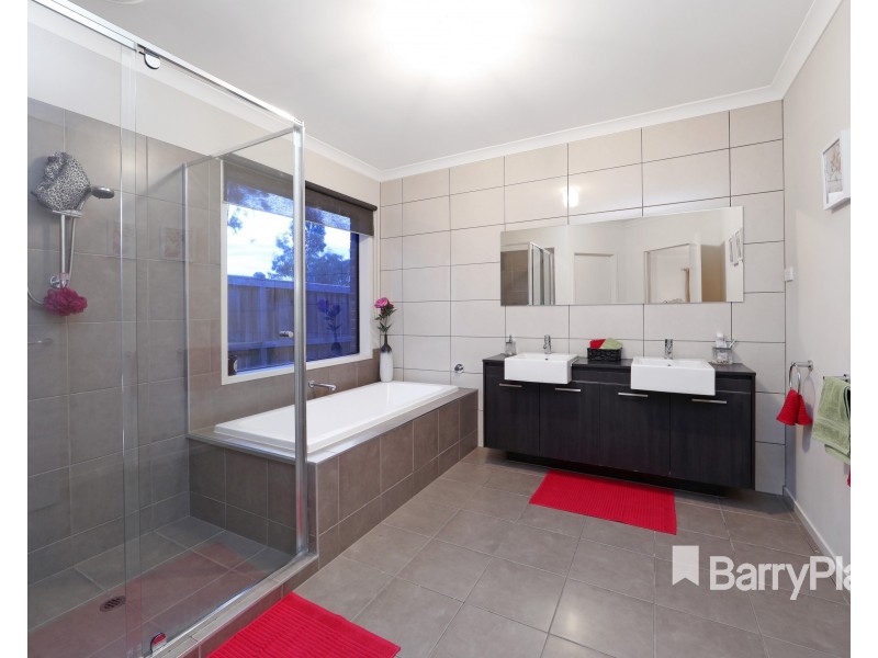 162 Blackwood Park Road, Rowville VIC 3178