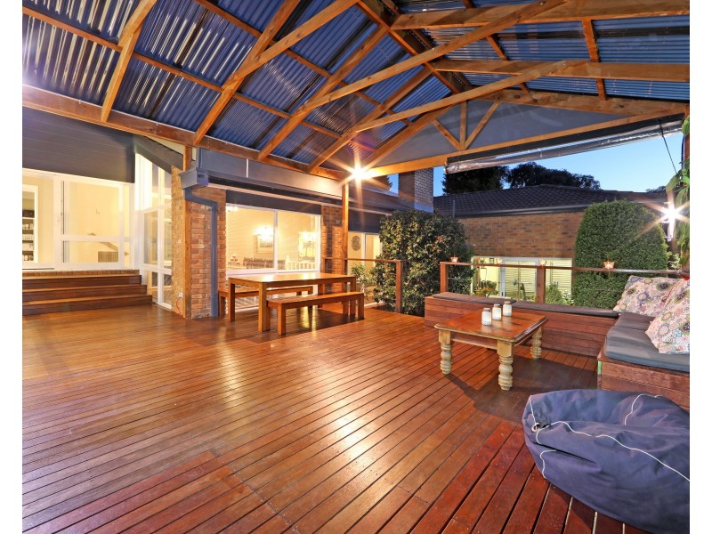 12 Timbertop Drive, Rowville VIC 3178