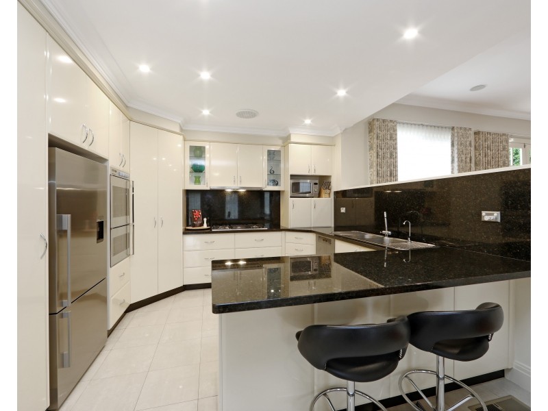 3 Forrest Hill Grove, Lysterfield South VIC 3156