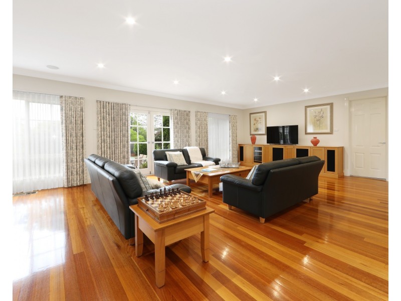 3 Forrest Hill Grove, Lysterfield South VIC 3156