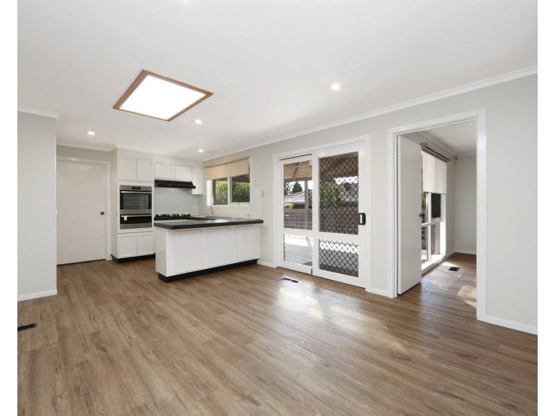 25 Murray Crescent, Rowville VIC 3178