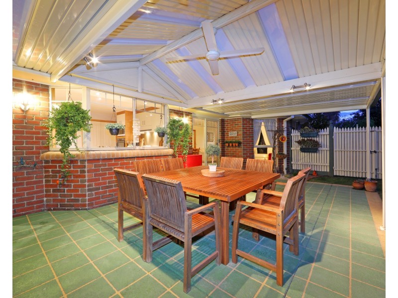 6 Catalpa Place, Lysterfield VIC 3156