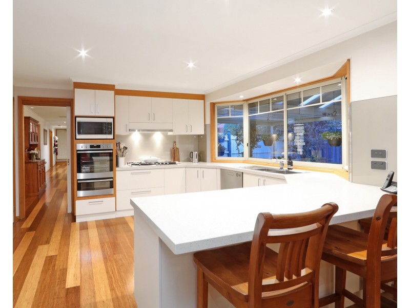 6 Catalpa Place, Lysterfield VIC 3156