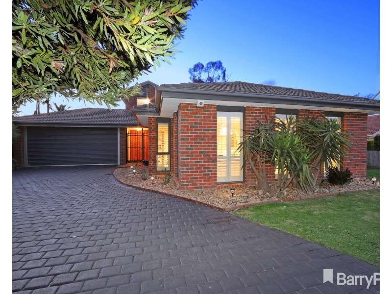 17 Taylors Lane, Rowville VIC 3178