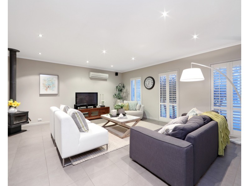 17 Taylors Lane, Rowville VIC 3178