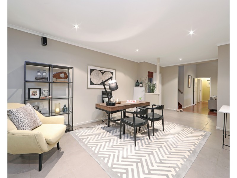 17 Taylors Lane, Rowville VIC 3178