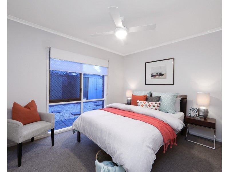 17 Taylors Lane, Rowville VIC 3178