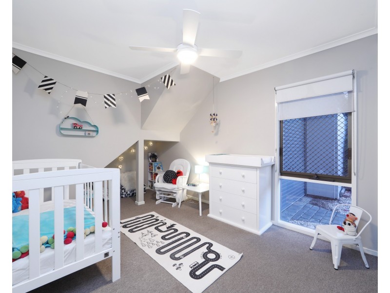 17 Taylors Lane, Rowville VIC 3178