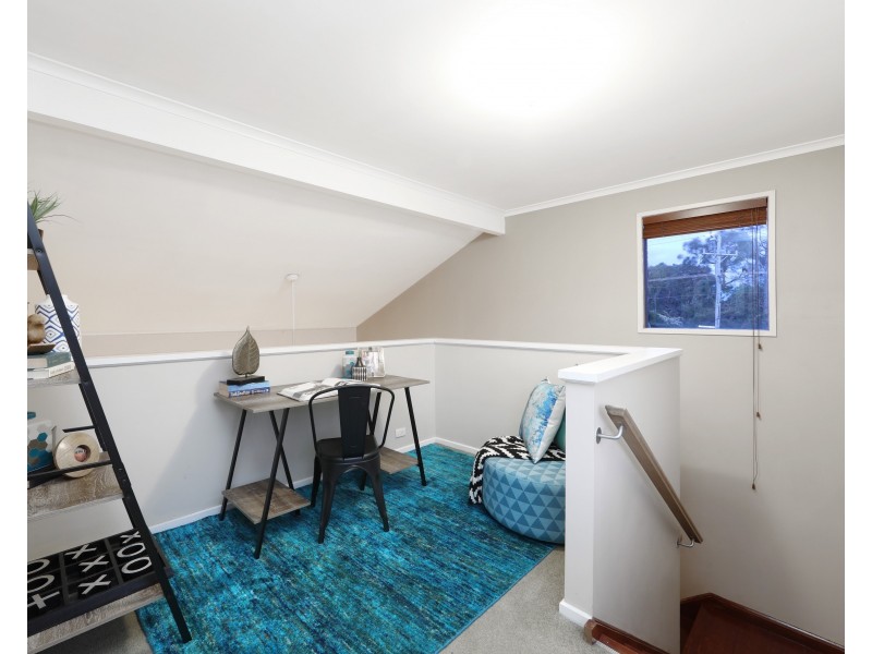 17 Taylors Lane, Rowville VIC 3178