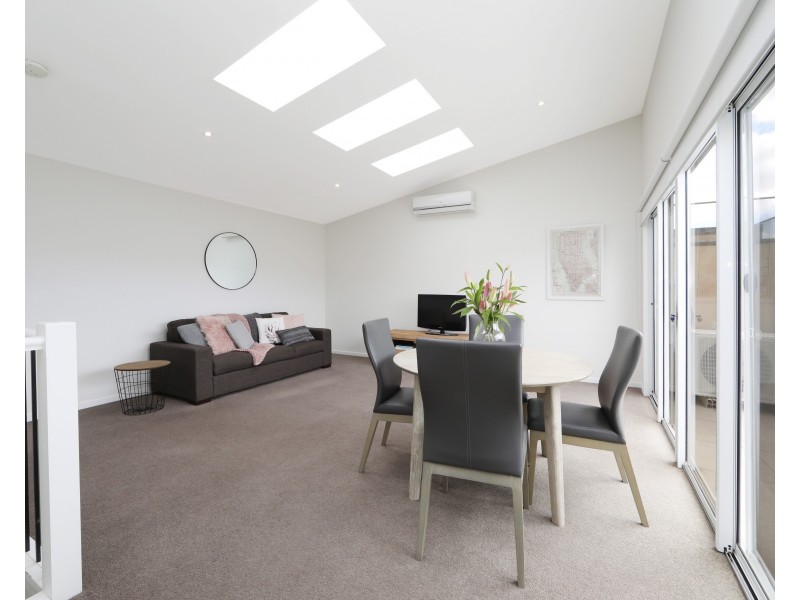 4/9 Stamford Crescent, Rowville VIC 3178