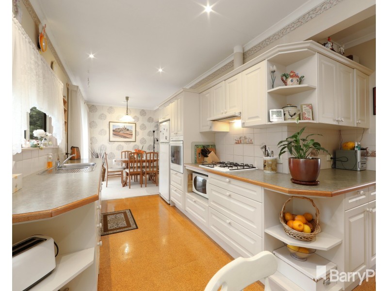 13 Sylphide Way, Wantirna South VIC 3152