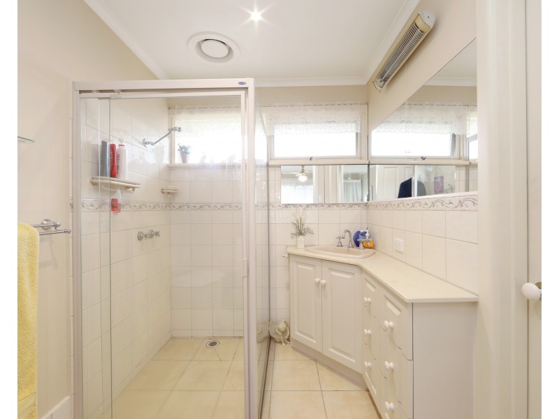 13 Sylphide Way, Wantirna South VIC 3152