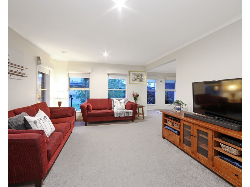 5 Lucy Hill Rise, Rowville VIC 3178