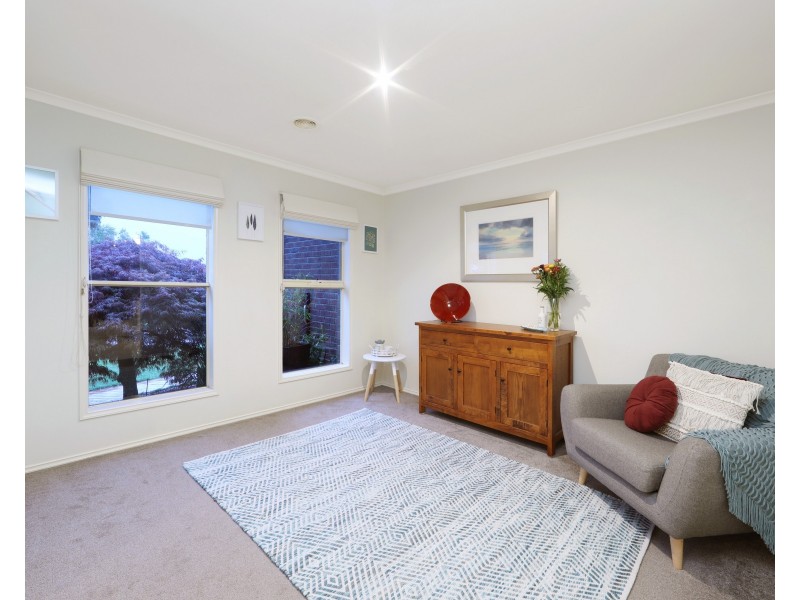 5 Lucy Hill Rise, Rowville VIC 3178