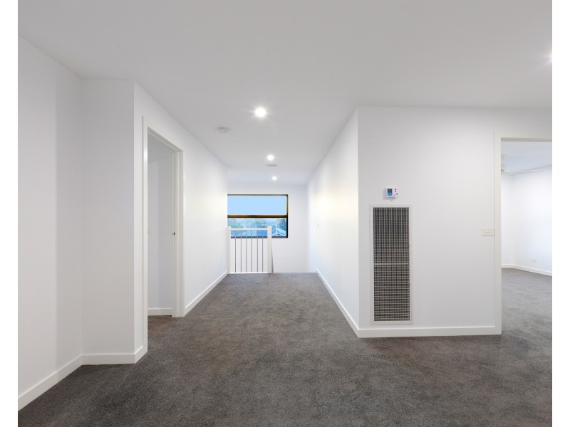 37 Berrabri Drive, Scoresby VIC 3179