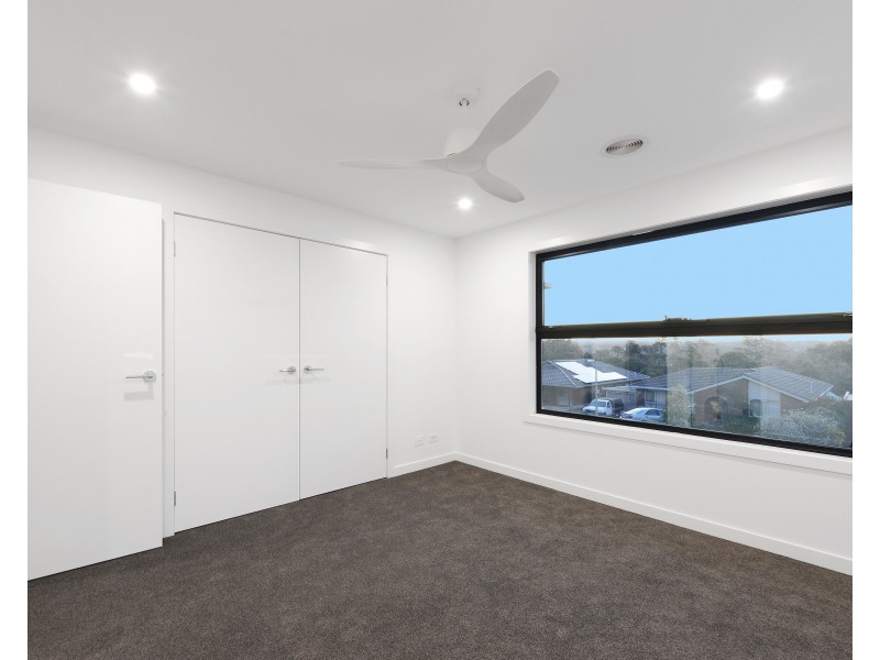 37 Berrabri Drive, Scoresby VIC 3179