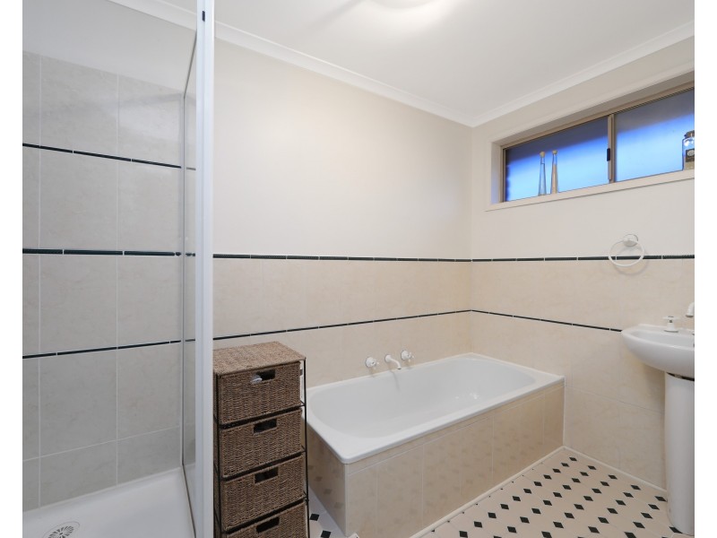 1 Wyola Court, Rowville VIC 3178