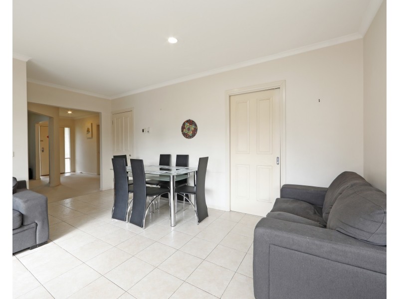 1/10 Stamford Crescent, Rowville VIC 3178