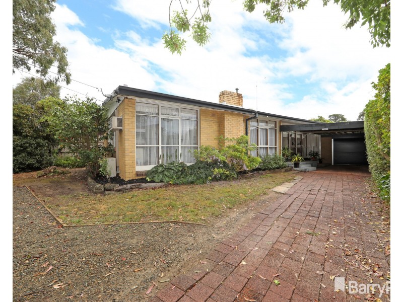 7 Foster Crescent, Knoxfield VIC 3180