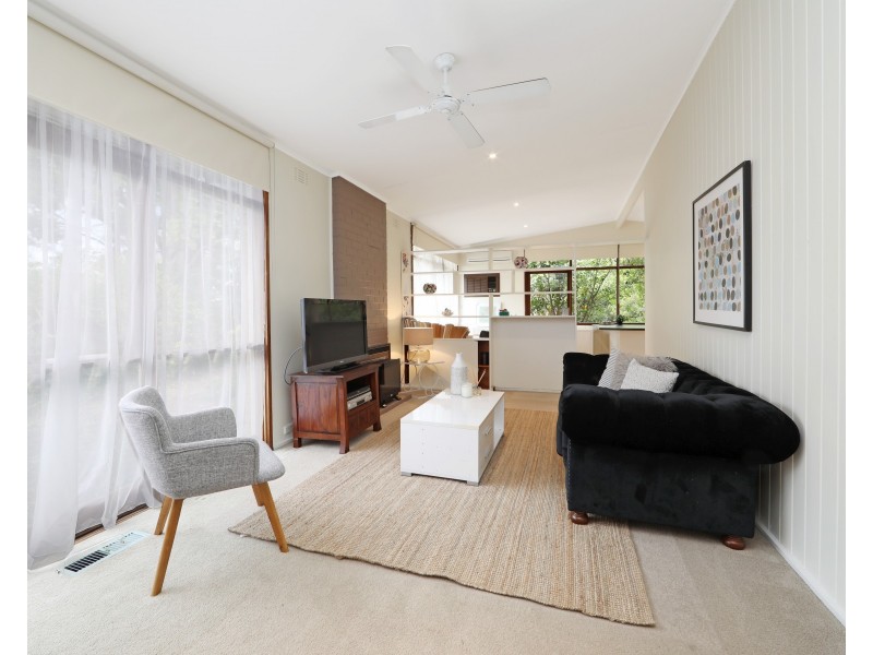 7 Foster Crescent, Knoxfield VIC 3180