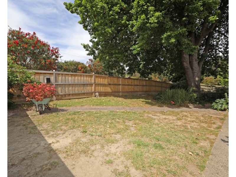 1/12 Halsey Street, Ferntree Gully VIC 3156