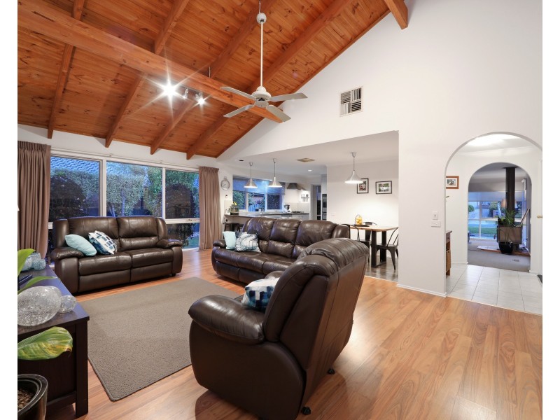 22 Filmer Court, Rowville VIC 3178