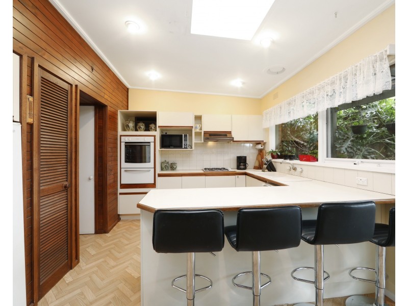 3 Chalmers Grove, Ferntree Gully VIC 3156