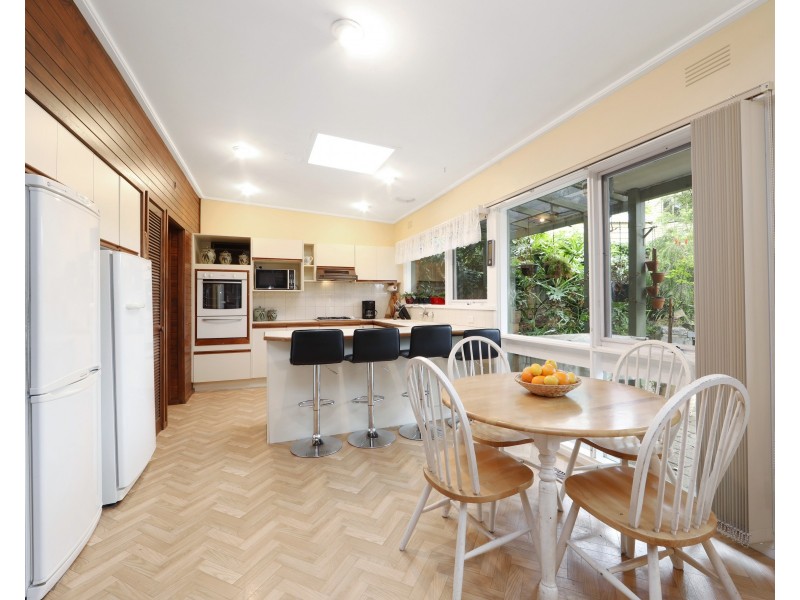 3 Chalmers Grove, Ferntree Gully VIC 3156