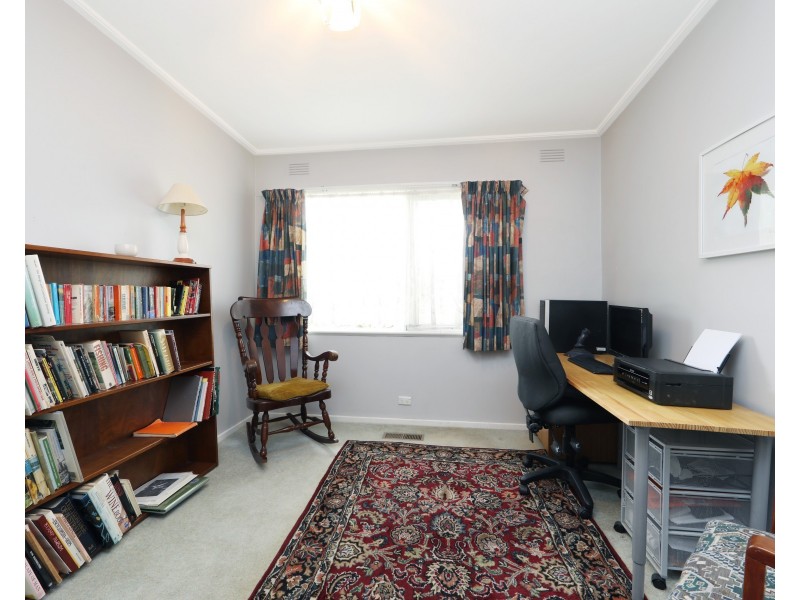 3 Chalmers Grove, Ferntree Gully VIC 3156