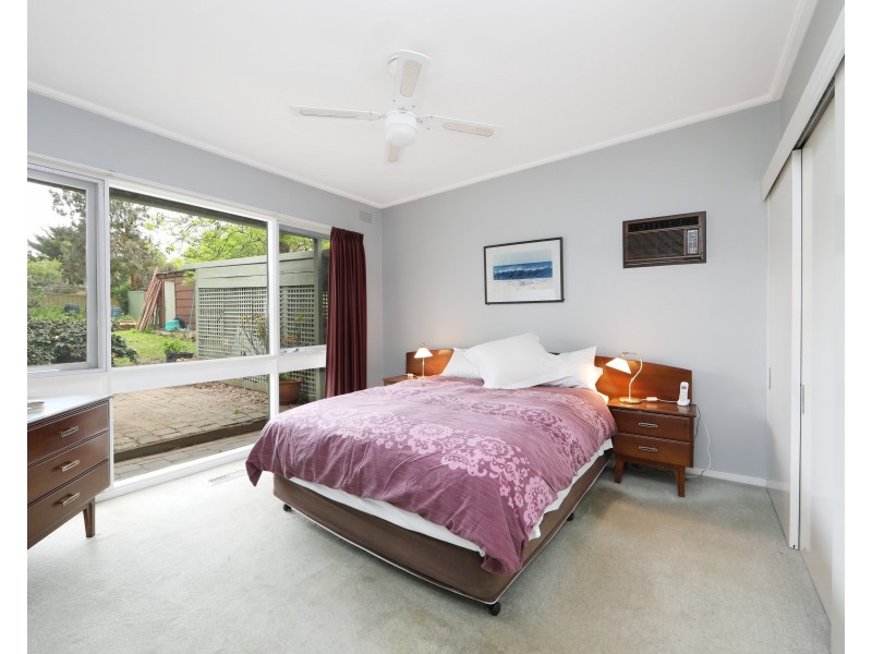3 Chalmers Grove, Ferntree Gully VIC 3156