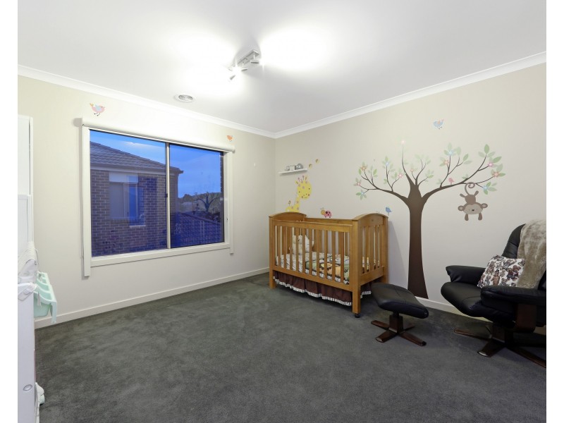 21 Monbulk Crescent, Rowville VIC 3178