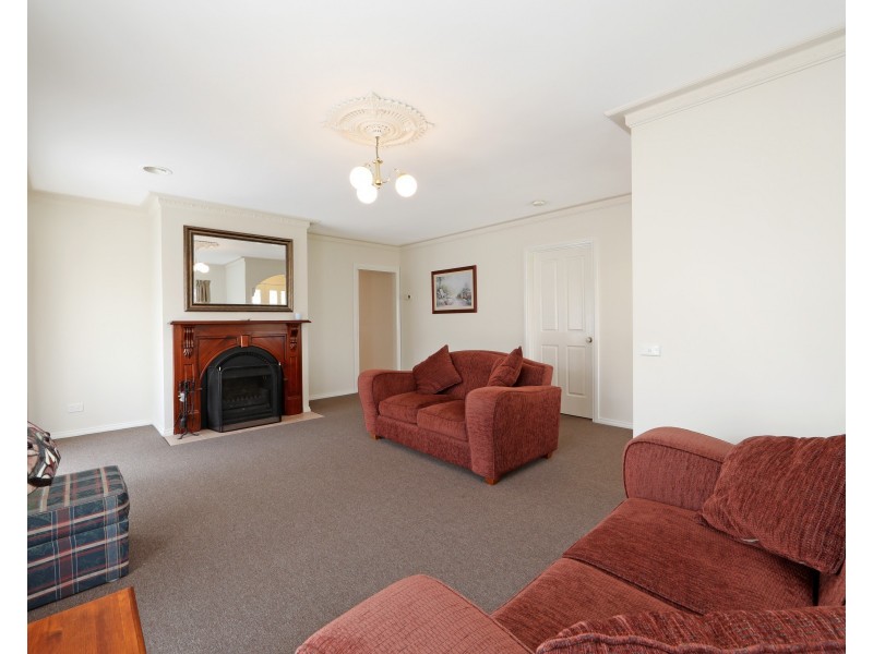 26 Constance Close, Lysterfield VIC 3156