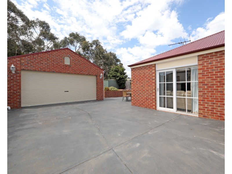 26 Constance Close, Lysterfield VIC 3156
