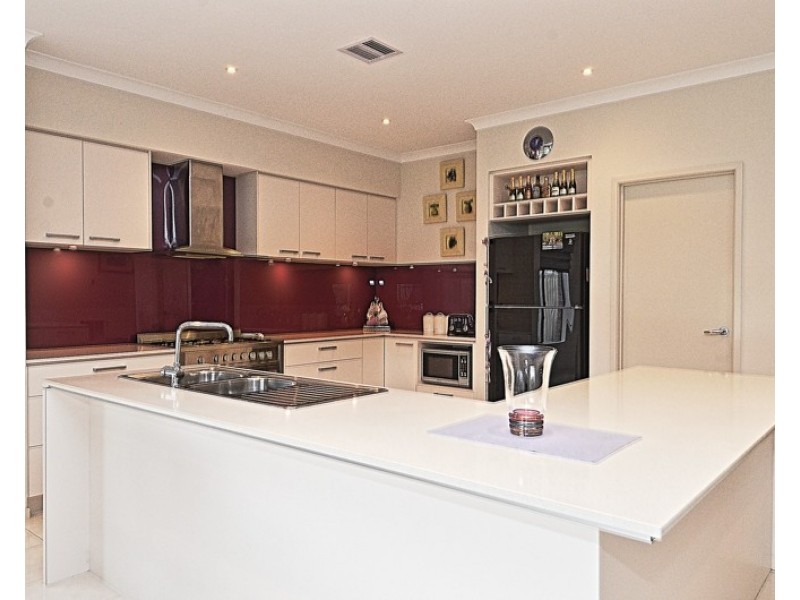 7 Trisha Drive, Rowville VIC 3178