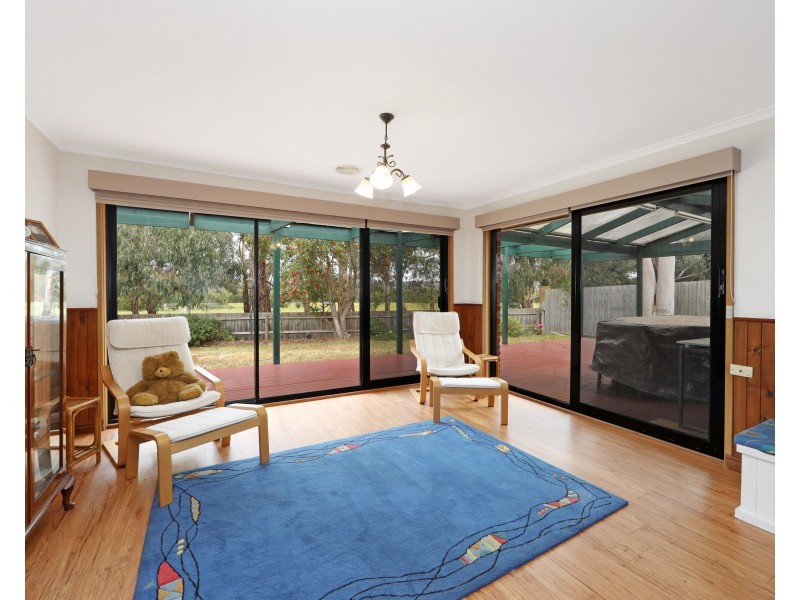 5 Clondara Drive, Rowville VIC 3178