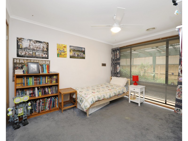 5 Clondara Drive, Rowville VIC 3178